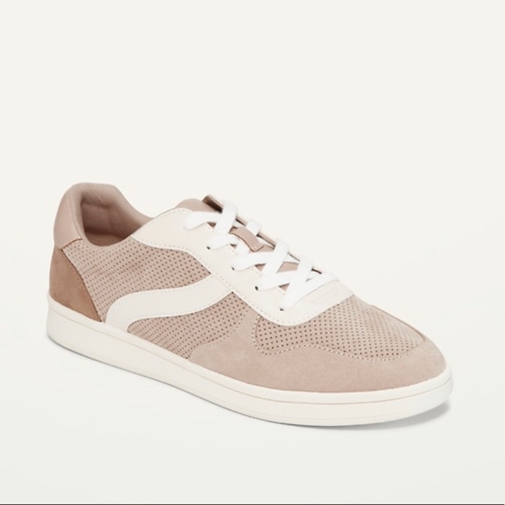 Old Navy Sneakers